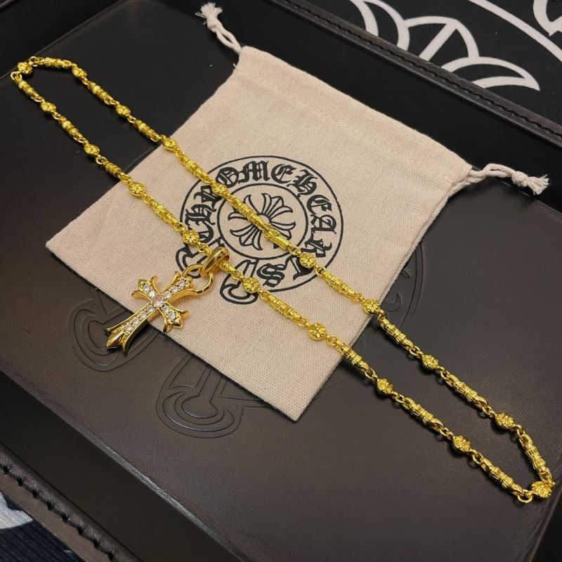 Ch*0me He**ts necklaces